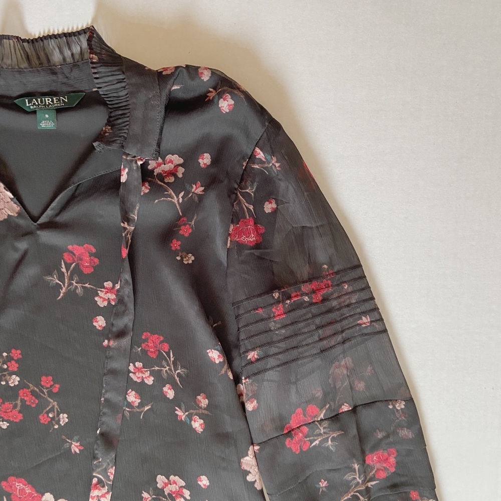 Black Flower Pattered Blouse